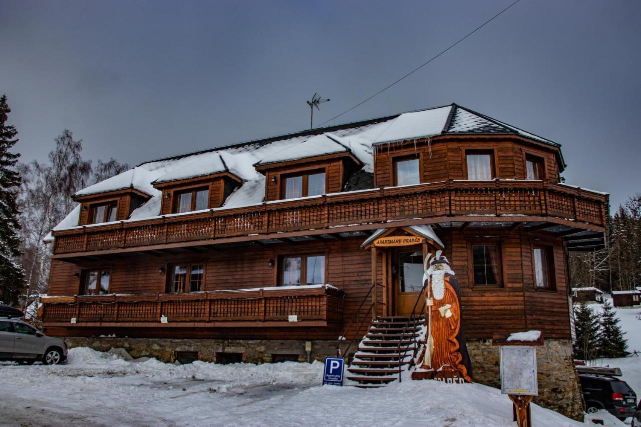 Praded Inn